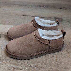 UGG Women's Classic Micro Chestnut Booties Size 6